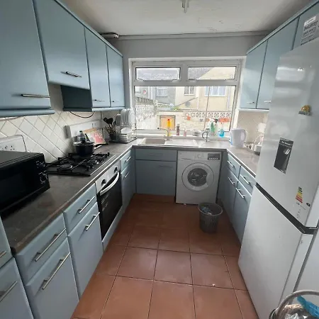 Cheerful Two Bedrooms Town House With Free Parking Pembroke Dock Exterior foto